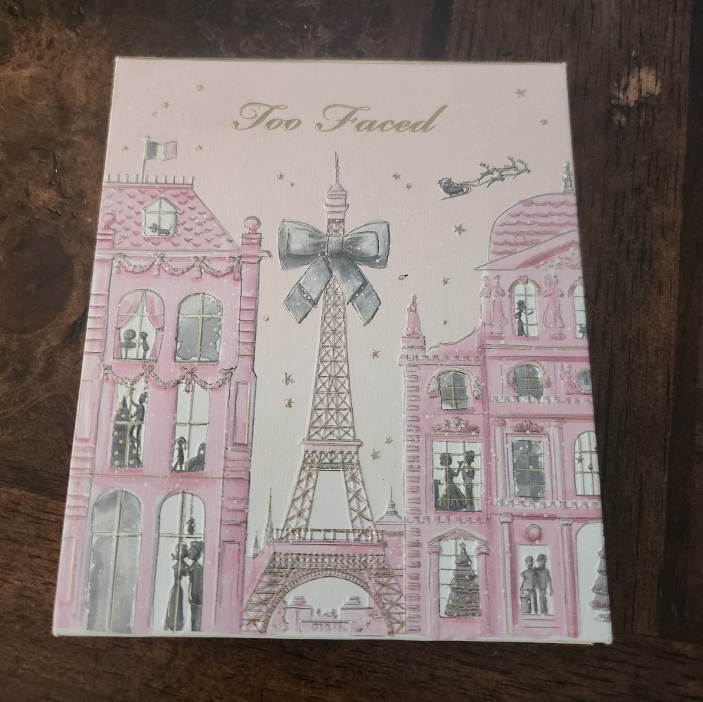 Too Faced Limited Edition Christmas in Paris Eyeshadow Palette